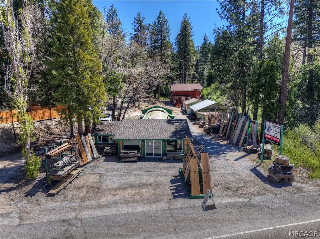 Photo of 32765 Hilltop Boulevard, Arrowbear, CA 92382 (MLS # 32601229)