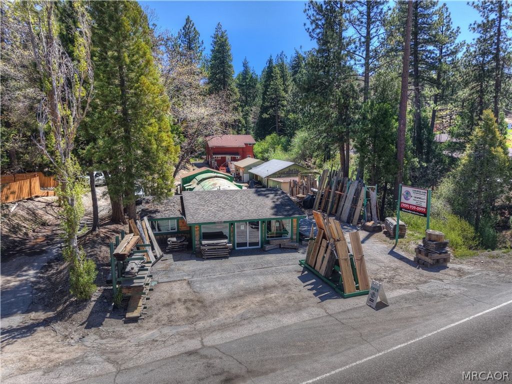 Photo of 32765 Hilltop Boulevard, Arrowbear, CA 92382 (MLS # 32601229)