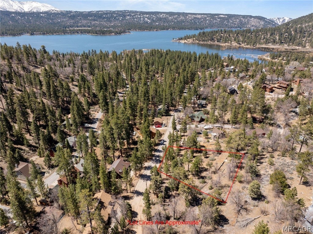 Photo of 1125 Fawnskin Dr DR, Fawnskin, CA 92333 (MLS # 32602229)