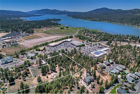 Photo of 42165 Big Bear Boulevard, Big Bear Lake, CA 92315 (MLS # 32405086)