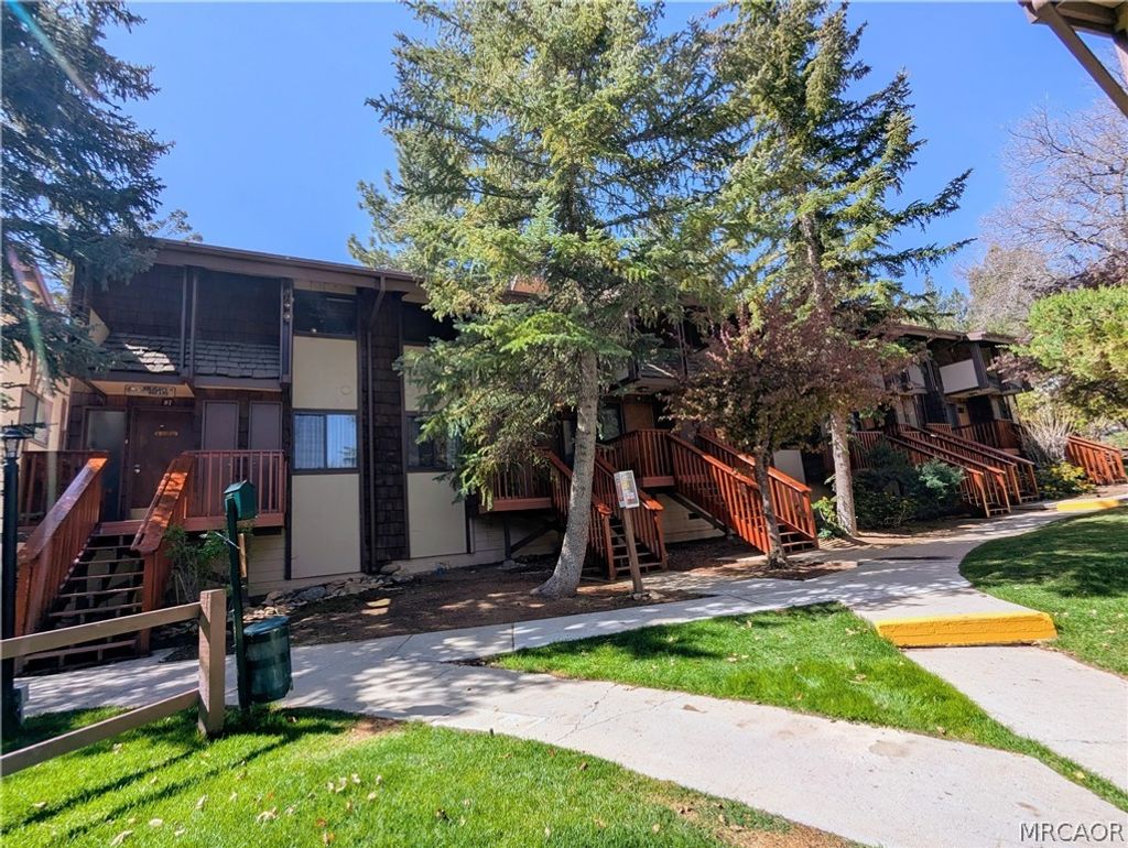 Photo of 861 Thrush Drive #56, Big Bear Lake, CA 92315 (MLS # 32600848)