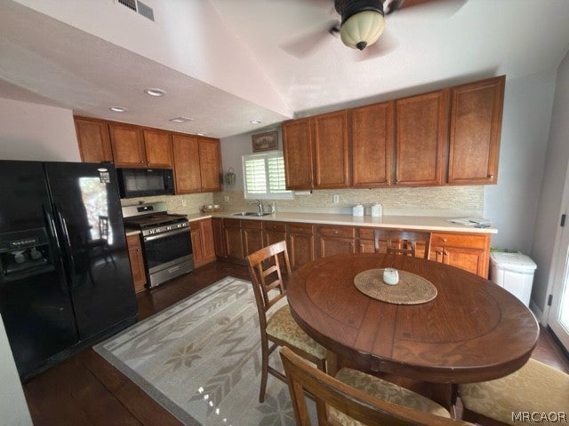 Photo of 33519 Falling Leaf Drive, Green Valley Lake, CA 92341 (MLS # 32601974)
