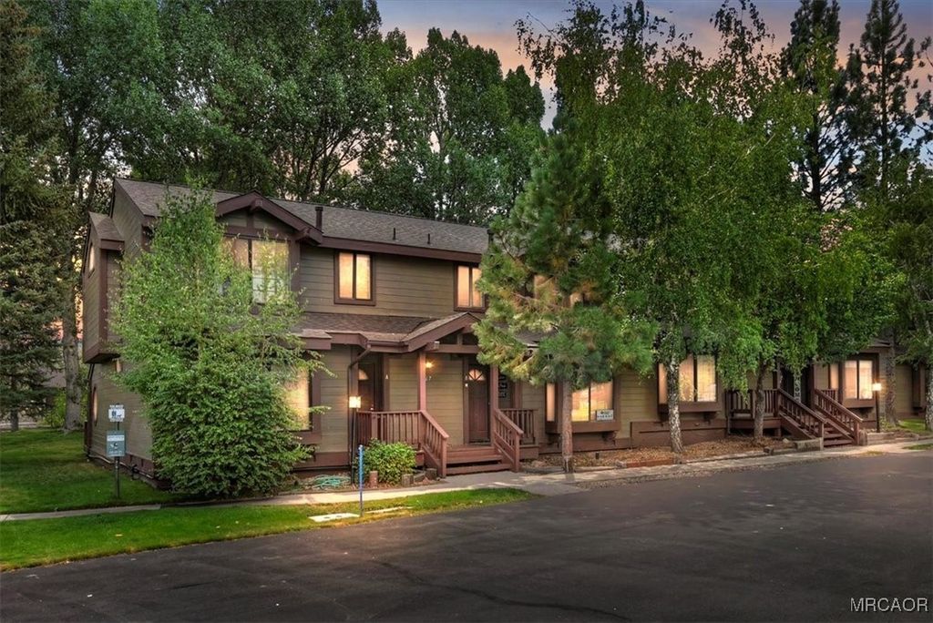 Photo of 767 Cienega Road #2, Big Bear Lake, CA 92315 (MLS # 32502250)