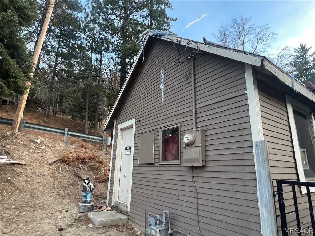 Photo of 32909 Rim Of The World Drive, Arrowbear, CA 92308 (MLS # 32600361)