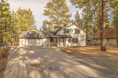 Photo of 300 Downey Drive, Big Bear City, CA 92314 (MLS # 32600534)