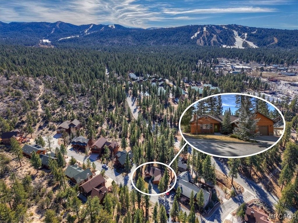 Photo of 42243 Castle Crag Road, Big Bear Lake, CA 92315 (MLS # 32600121)