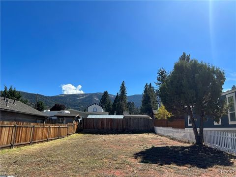 Photo of 2092 Cedarpine Lane, Big Bear City, CA 92314 (MLS # 32406096)