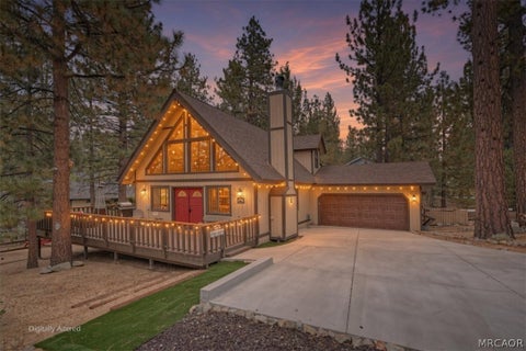 Photo of 376 Crystal Lake Road, Big Bear Lake, CA 92315 (MLS # 32602028)