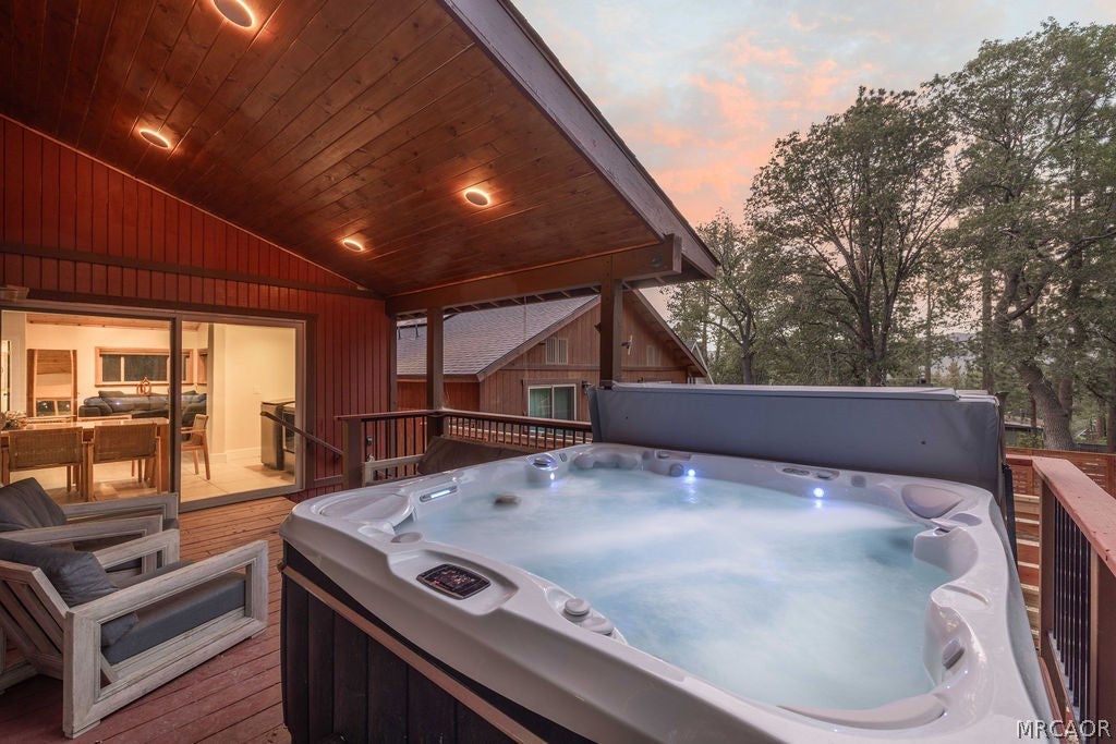 Photo of 793 Knight Avenue, Big Bear Lake, CA 92315 (MLS # 32602039)