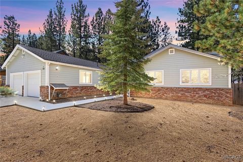 Photo of 556 Killington Way, Big Bear Lake, CA 92315 (MLS # 32502658)