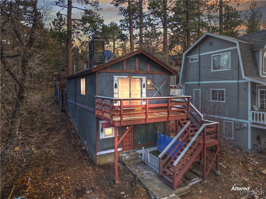 Photo of 245 Vista Lane, Sugarloaf, CA 92386 (MLS # 32600016)