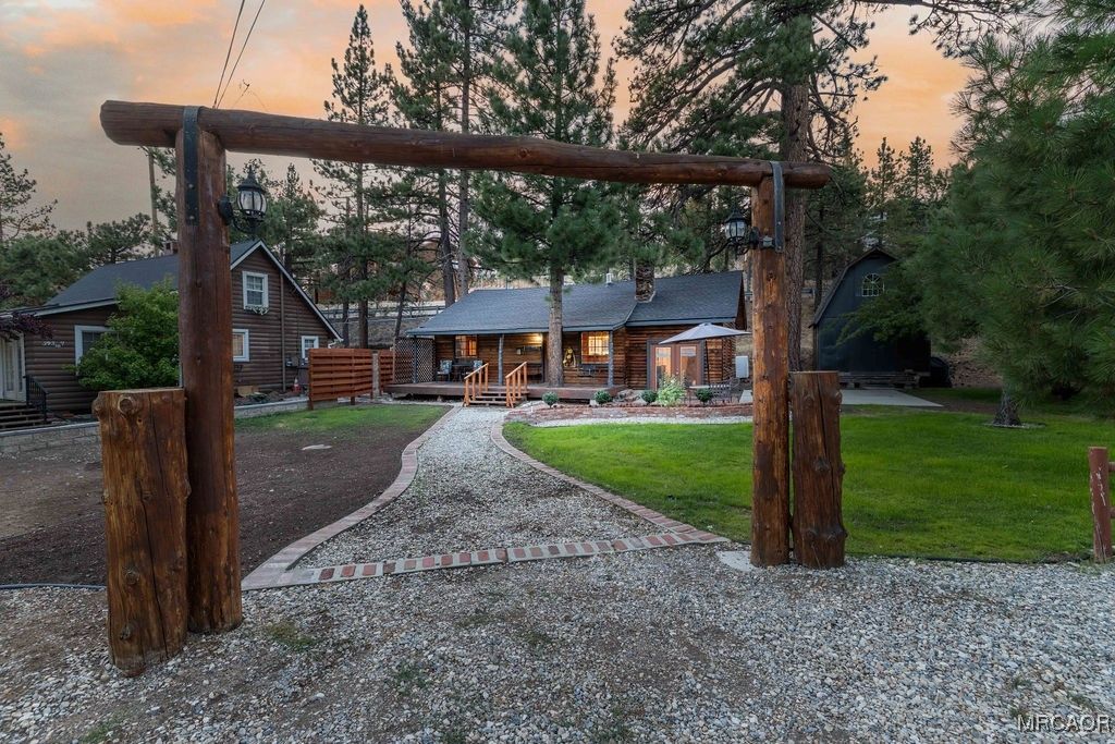 Photo of 39335 North Shore Dr, Fawnskin, CA 92333 (MLS # 32502197)