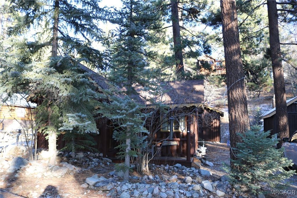 Photo of 1167 Brookside Lane, Fawnskin, CA 92333 (MLS # 32502869)