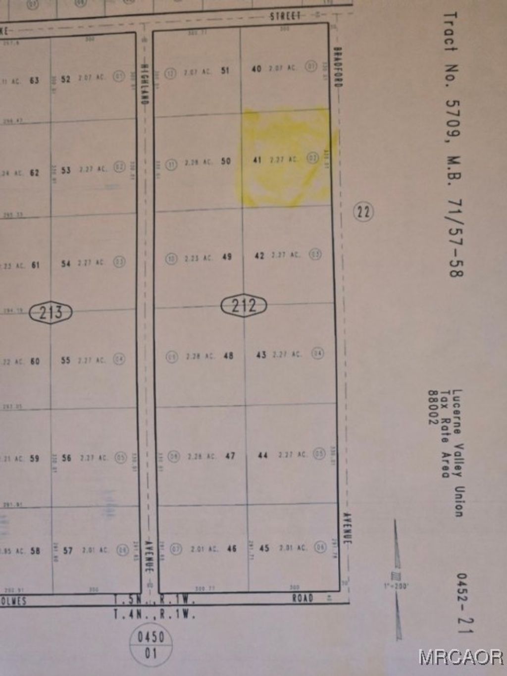 Photo of 0 Bradford Avenue, Lucerne Valley, CA 92356 (MLS # 32502835)