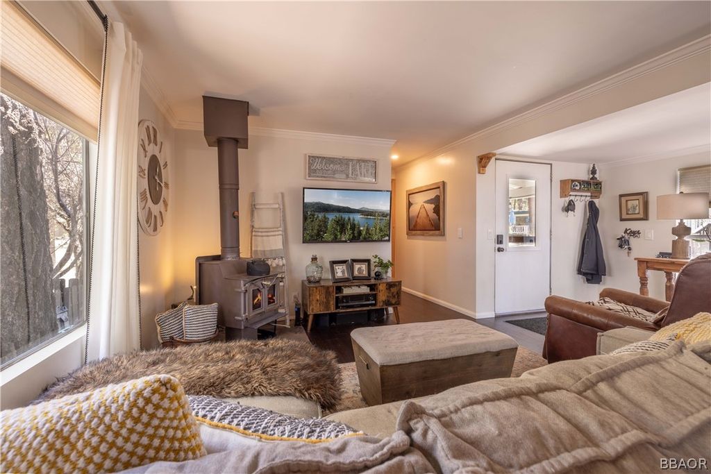 Photo of 41150 Lahontan Dr #E-2, Big Bear Lake, CA 92315 (MLS # 32402688)