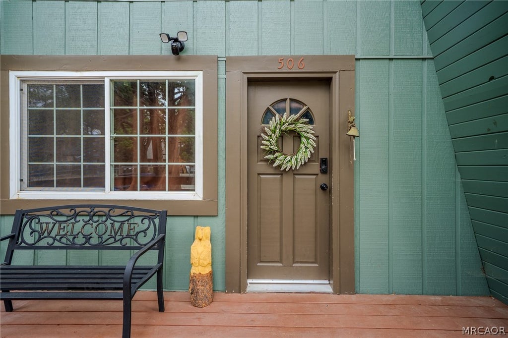 Photo of 506 Elysian Boulevard, Big Bear City, CA 92314 (MLS # 32601699)
