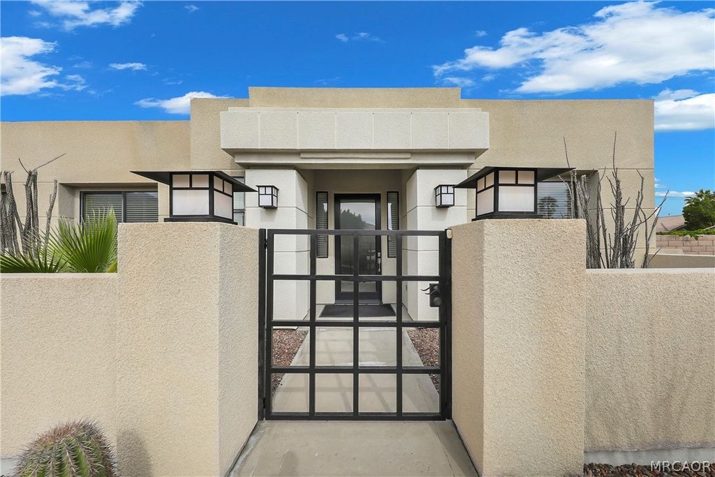 Photo of 1450 Lorena Way, Palm Springs, CA 92262 (MLS # 32600308)