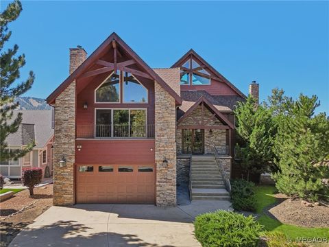 Photo of 41881 Marina Court, Big Bear Lake, CA 92315 (MLS # 32502314)