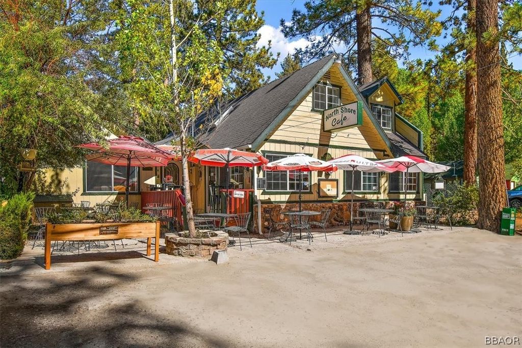 Photo of 39226 N Shore Drive, Fawnskin, CA 92333 (MLS # 32404015)
