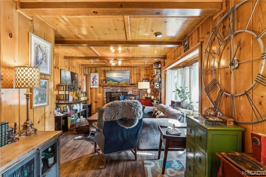 Photo of 24214 Zurich Drive, Crestline, CA 92325 (MLS # 32600285)