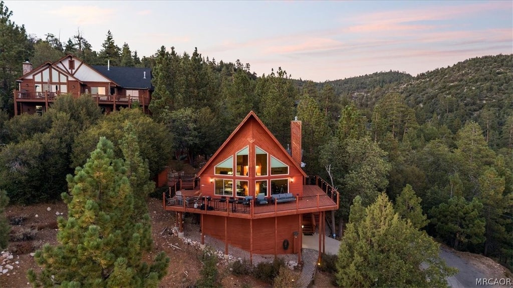 Photo of 1309 Ridge Road, Fawnskin, CA 92333 (MLS # 32602093)