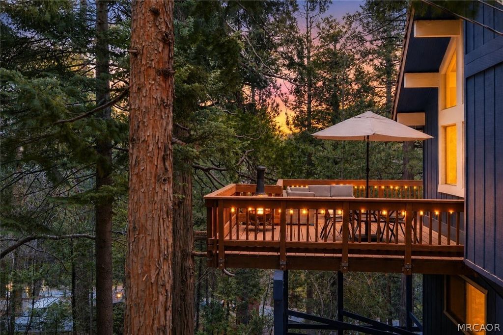 Photo of 26645 Lake Forest Drive, Twin Peaks, CA 92391 (MLS # 32601077)