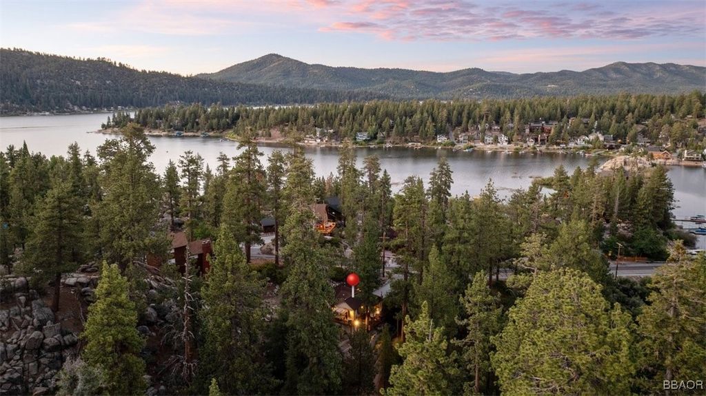 Photo of 38855 Big Bear Boulevard, Big Bear Lake, CA 92315 (MLS # 32501221)