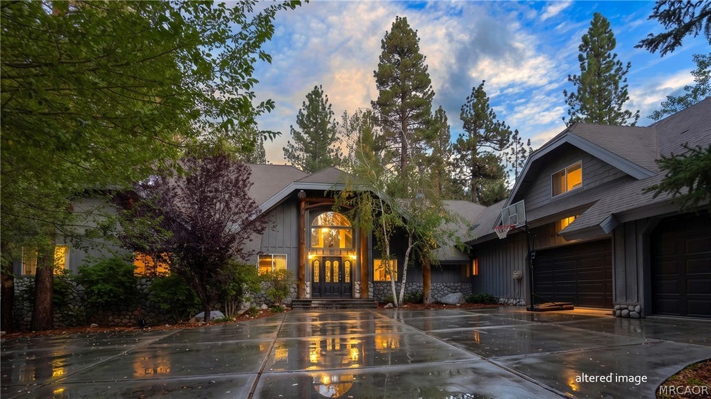 Photo of 42143 Winter Park Drive, Big Bear Lake, CA 92315 (MLS # 32602094)