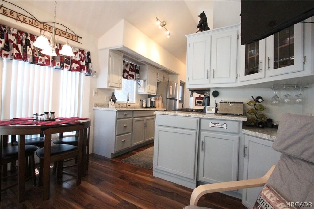 Photo of 475 Thrush Dr #59, Big Bear Lake, CA 92315 (MLS # 32600669)