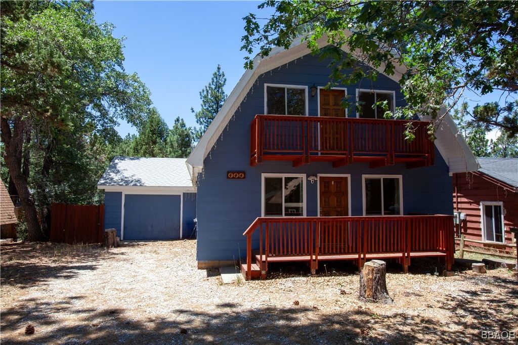 Photo of 444 Sunset Lane, Sugarloaf, CA 92386 (MLS # 32501738)