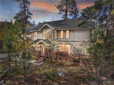 Photo of 40742 Cherry Lane, Big Bear Lake, CA 92315 (MLS # 32502495)
