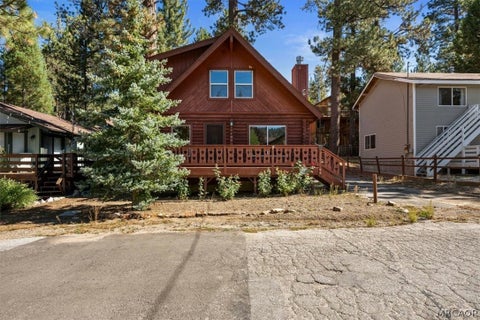 Photo of 751 Tehama Drive, Big Bear Lake, CA 92315 (MLS # 32602197)