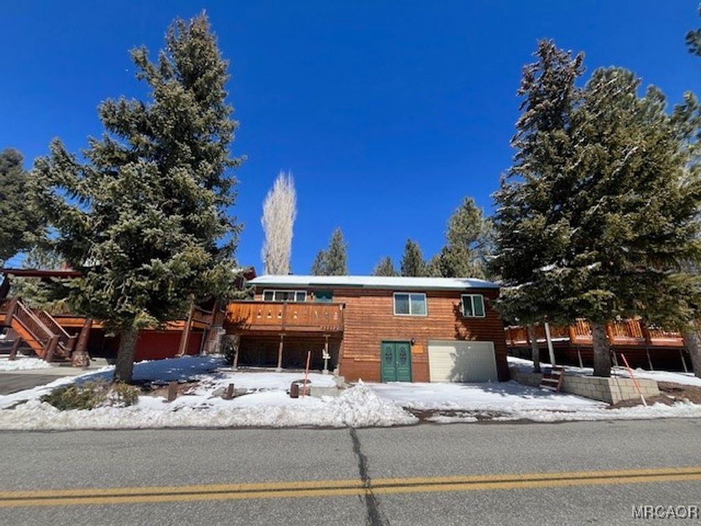 Photo of 42834 Sonoma Drive, Big Bear Lake, CA 92315 (MLS # 32502515)