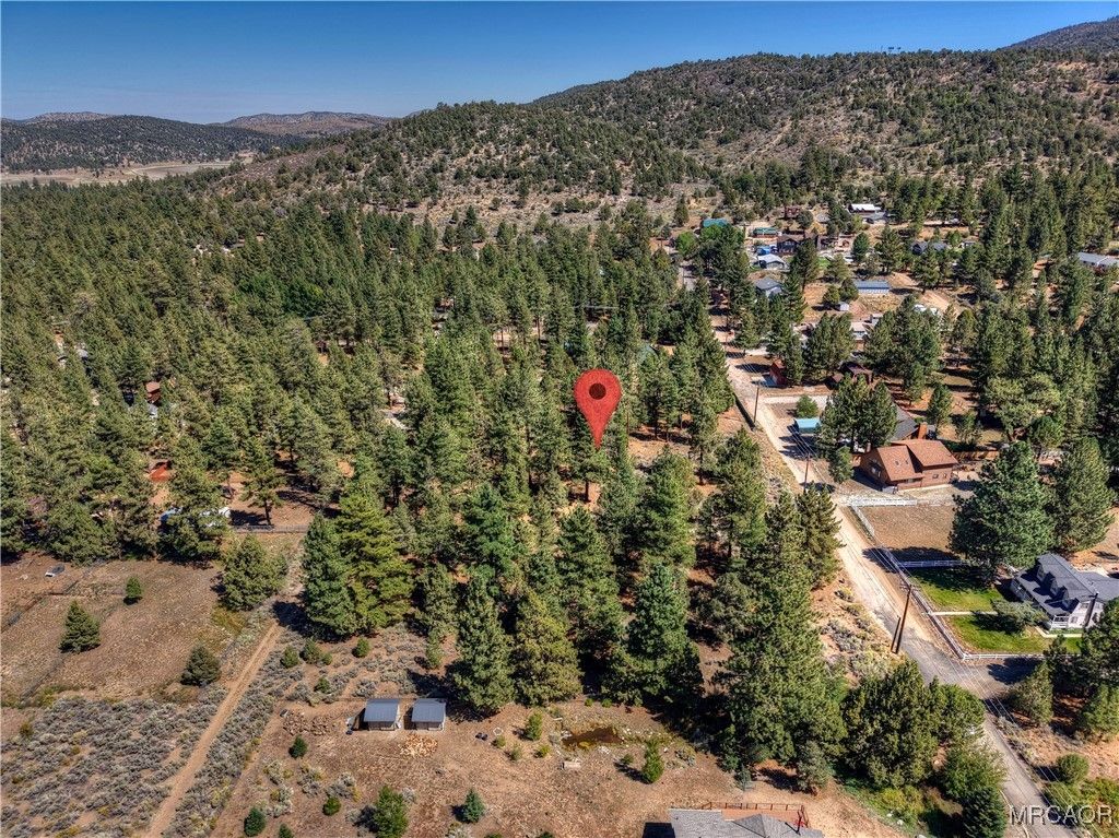 Photo of 2161 Glencove Lane, Big Bear City, CA 92314 (MLS # 32502294)