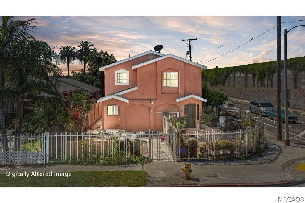 Photo of 348 W 83rd Street, Los Angeles, CA 90003 (MLS # 32601157)