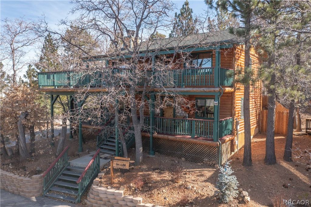 Photo of 1439 Klamath Road, Big Bear City, CA 92314 (MLS # 32600615)