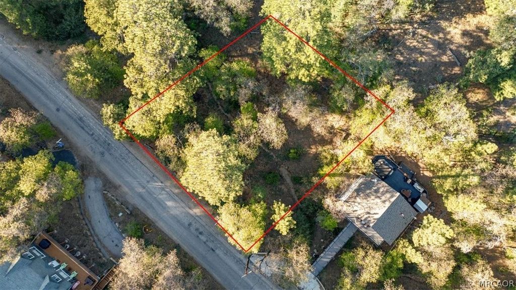 Photo of 1230 Minton Avenue, Big Bear City, CA 92314 (MLS # 32601223)