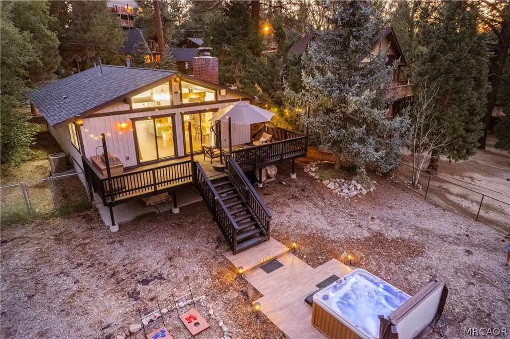 Photo of 1409 Malabar Way, Big Bear City, CA 92314 (MLS # 32600763)