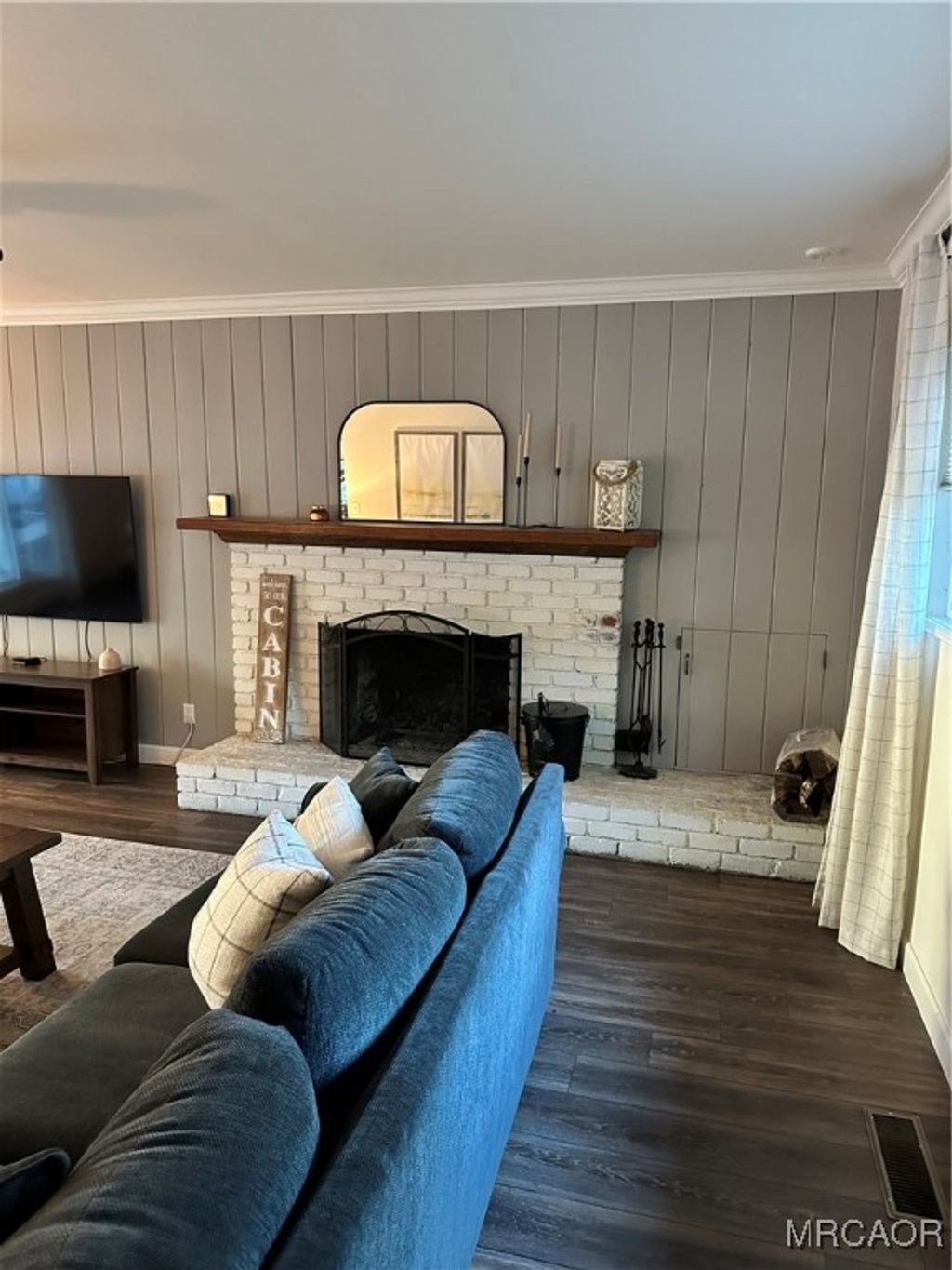 Photo of 362 Heliotrope Drive, Lake Arrowhead, CA 92352 (MLS # 32502782)