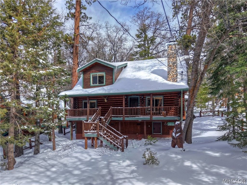 Photo of 43442 Bow Canyon Road, Big Bear Lake, CA 92315 (MLS # 32600369)