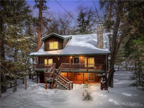 Photo of 43442 Bow Canyon Road, Big Bear Lake, CA 92315 (MLS # 32600369)