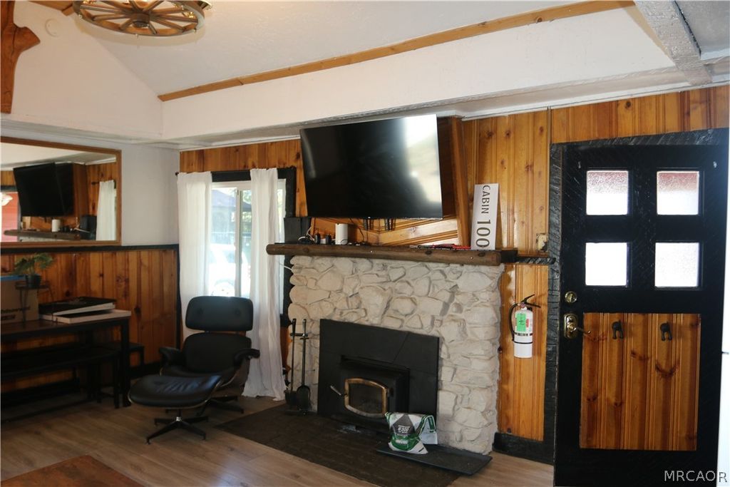 Photo of 854 Cienega Road, Big Bear Lake, CA 92315 (MLS # 32600719)