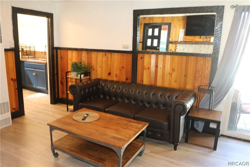 Photo of 854 Cienega Road, Big Bear Lake, CA 92315 (MLS # 32600719)