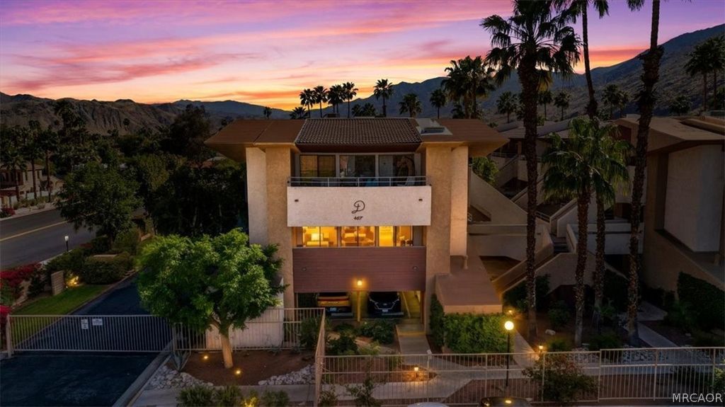 Photo of 467 S Calle El Segundo #D1, Palm Springs, CA 92262 (MLS # 32600595)