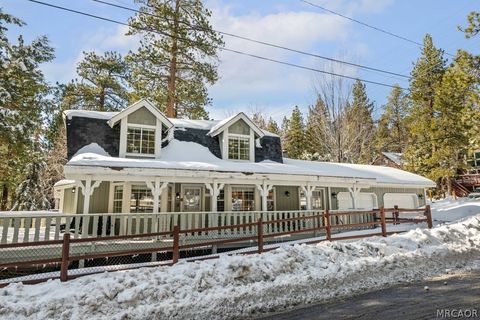 Photo of 572 Douglas Street, Big Bear Lake, CA 92315 (MLS # 32600350)