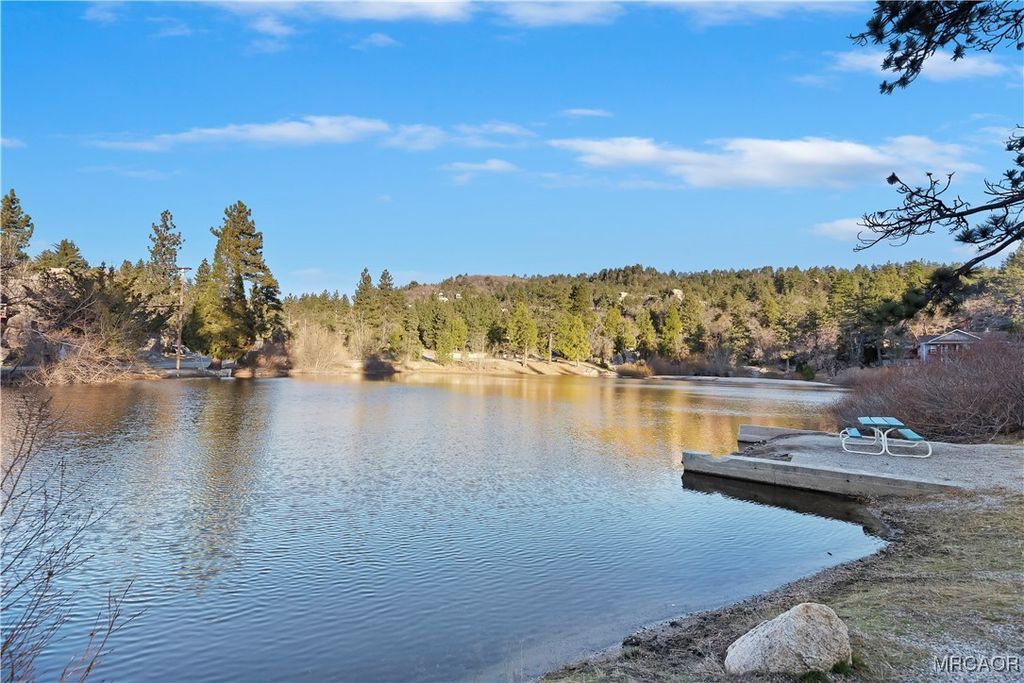 Photo of 33419 Cedar Drive, Running Springs, CA 92382 (MLS # 32600091)