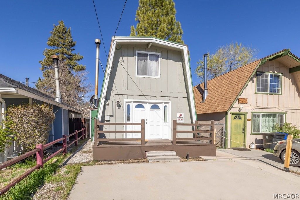Photo of 1029 Sequoia Drive, Big Bear City, CA 92314 (MLS # 32600756)