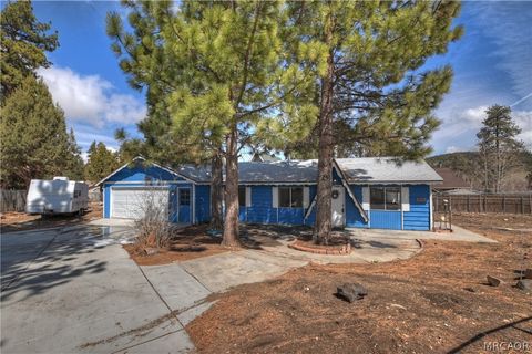 Photo of 205 Zaca Road, Big Bear City, CA 92314 (MLS # 32601122)