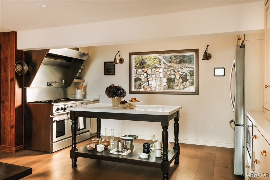 Photo of 22771 Crest Forest Drive, Crestline, CA 92325 (MLS # 32502444)