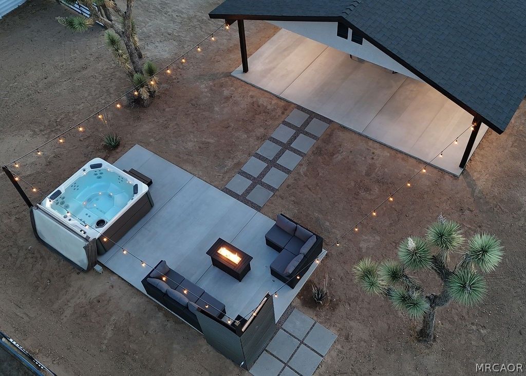 Photo of 58774 Sun Mesa Drive, Yucca Valley, CA 92284 (MLS # 32600915)